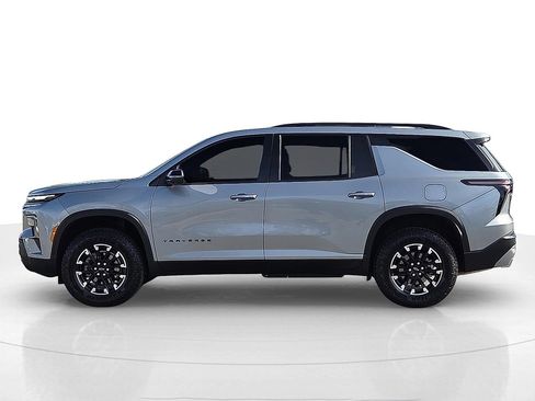 Used 2026 Chevrolet Traverse Z71 w/ Driver Confidence Package image 3