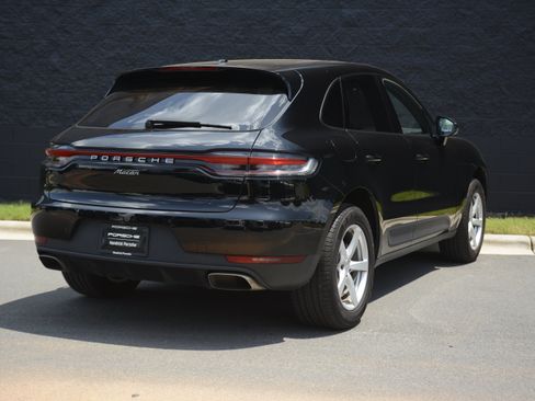 Certified 2019 Porsche Macan AWD/4WD image 7