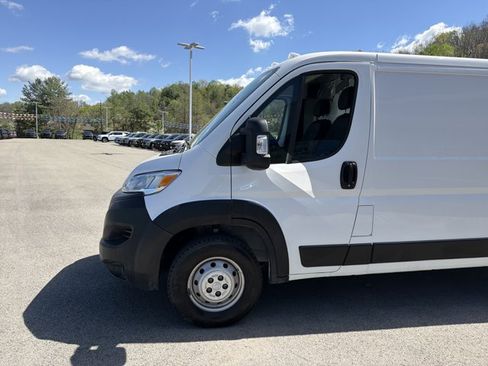 Used 2023 RAM ProMaster 3500 w/ Interior LED Lighting Group FWD image 9