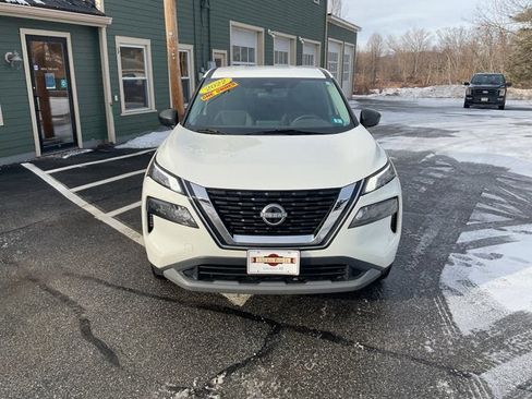 Used 2022 Nissan Rogue S image 4