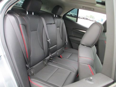 Used 2023 Buick Envision Essence w/ Sport Touring Package AWD/4WD image 23