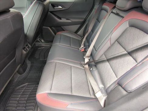 Used 2025 Chevrolet Equinox RS image 18