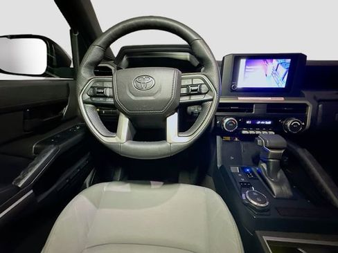 Used 2024 Toyota Tacoma SR5 image 31