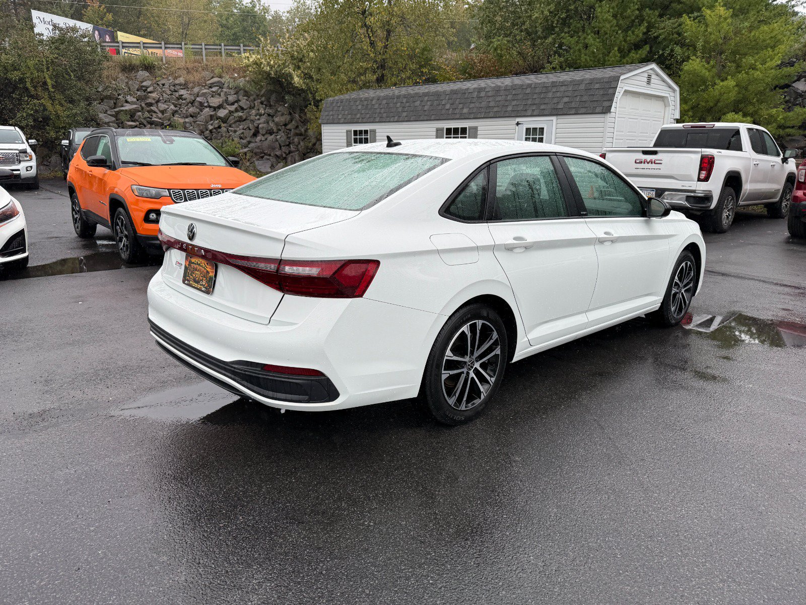 Used 2025 Volkswagen Jetta Sport FWD image 5