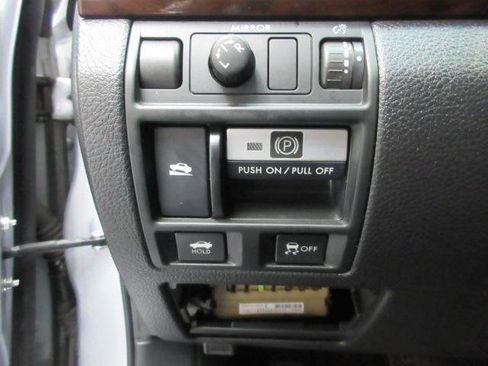 Used 2013 Subaru Legacy 2.5i Limited image 12