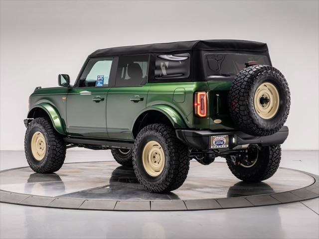 New 2025 Ford Bronco Badlands w/ Sasquatch Package AWD/4WD image 3