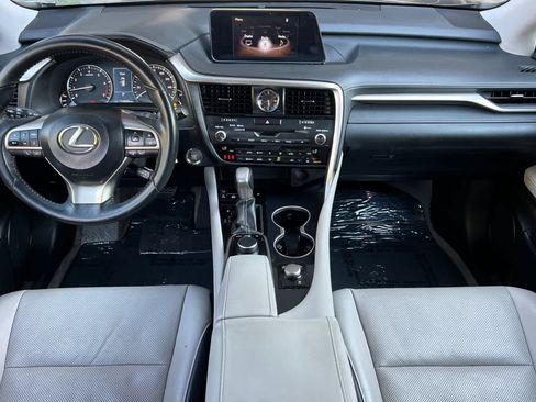 Used 2017 Lexus RX 350 FWD image 3