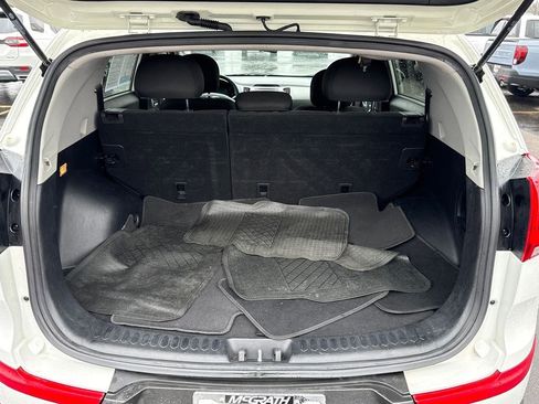 Used 2016 Kia Sportage LX image 16