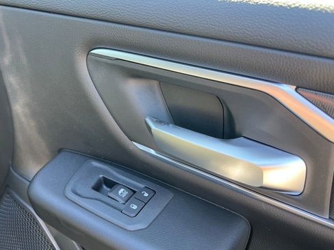 New 2026 RAM 1500 4x4 Crew Cab image 15