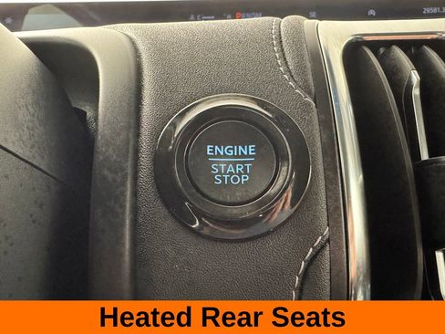 Used 2025 Ford Expedition Max Platinum image 19