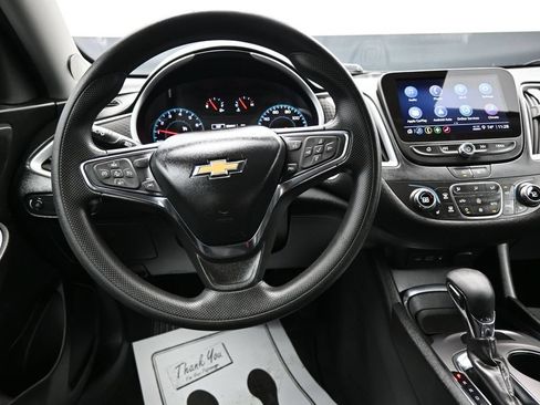 Used 2023 Chevrolet Malibu LT FWD image 13