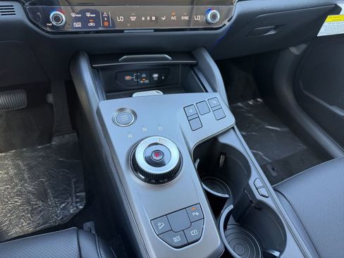 New 2026 Kia Sportage EX w/ EX Panoramic Sunroof Package AWD/4WD image 24