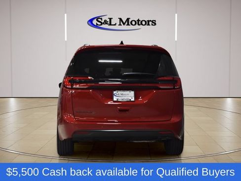 New 2026 Chrysler Pacifica Select w/ S Appearance Package FWD image 9