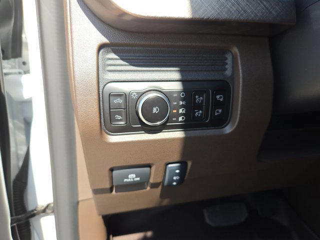 Used 2026 Ford F450 King Ranch w/ Chrome Package AWD/4WD image 17