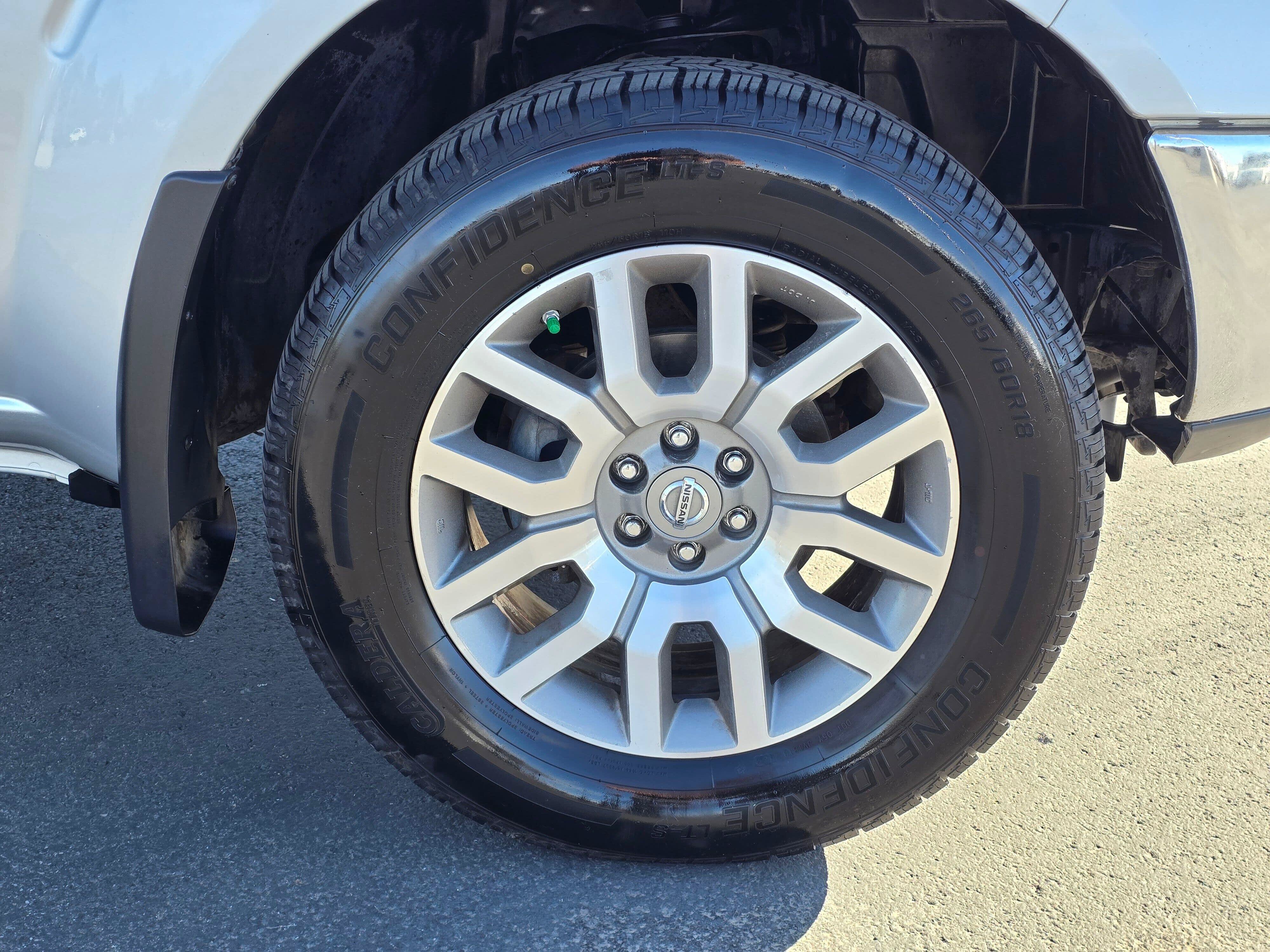 Used 2013 Nissan Frontier SL AWD/4WD image 9