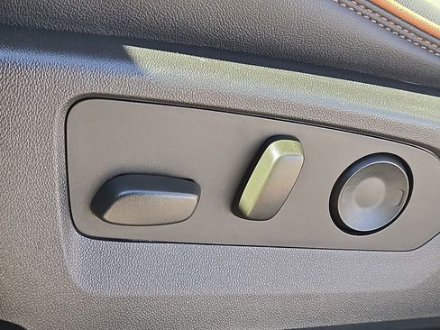 Used 2024 GMC Canyon AT4 w/ AT4 Premium Package image 14