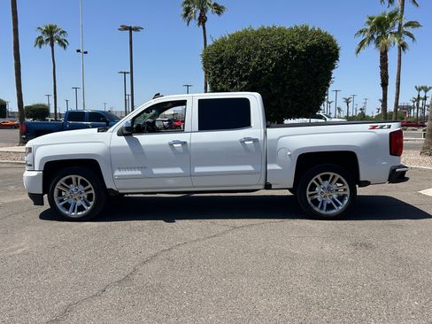 Used 2018 Chevrolet Silverado 1500 LTZ Z71 AWD/4WD image 2