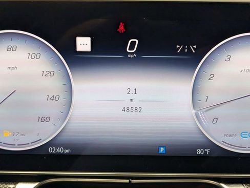 Used 2022 Mercedes-Benz S 500 4MATIC w/ AMG Line Package image 18
