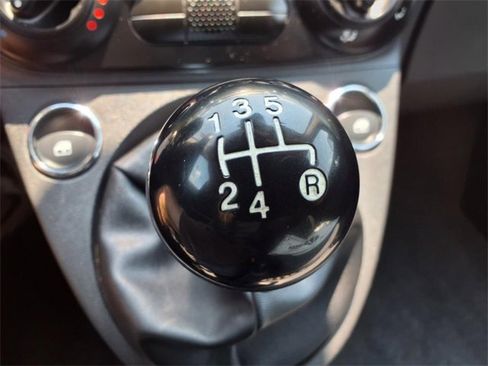 Used 2015 FIAT 500 Pop image 27