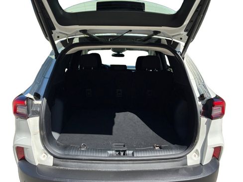 Used 2023 Ford Escape Active w/ Tech Pack #2 AWD/4WD image 9