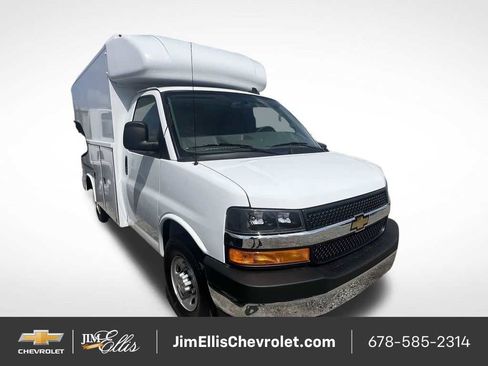 New 2025 Chevrolet Express 3500 w/ Power Convenience Package RWD image 1