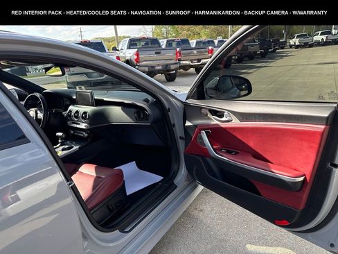 Used 2019 Kia Stinger GT1 RWD image 42