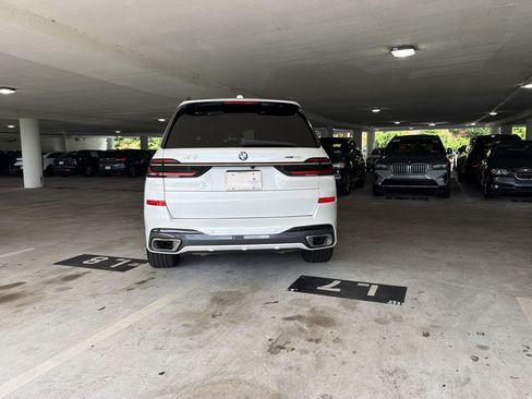 Used 2023 BMW X7 xDrive40i w/ Executive Package AWD/4WD image 9