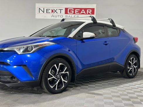 Used 2018 Toyota C-HR XLE image 6