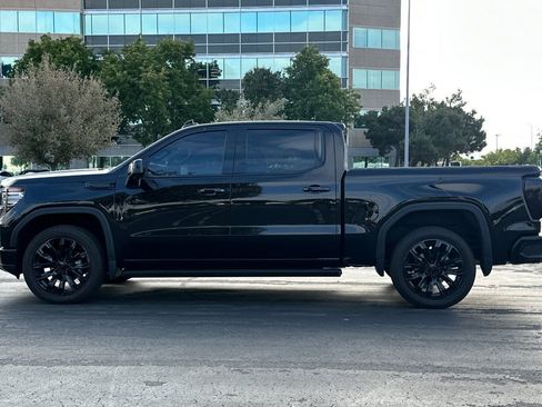 Used 2025 GMC Sierra 1500 Denali w/ Denali Reserve Package AWD/4WD image 7
