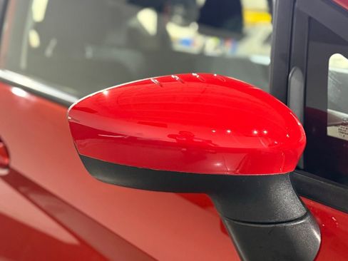 Used 2018 Ford Fiesta SE image 12