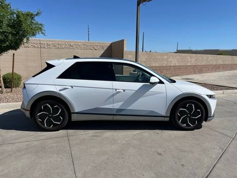 Used 2024 Hyundai Ioniq 5 Limited image 4