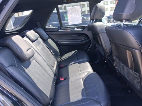 Used 2018 Mercedes-Benz GLE 350 w/ Premium 1 Package image 22