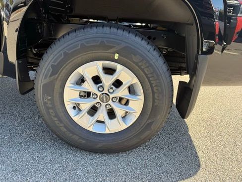 New 2026 Nissan Frontier S image 14