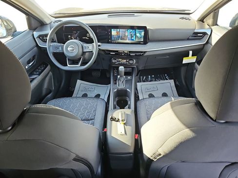 New 2026 Nissan Kicks SV w/ SV Premium Package image 12