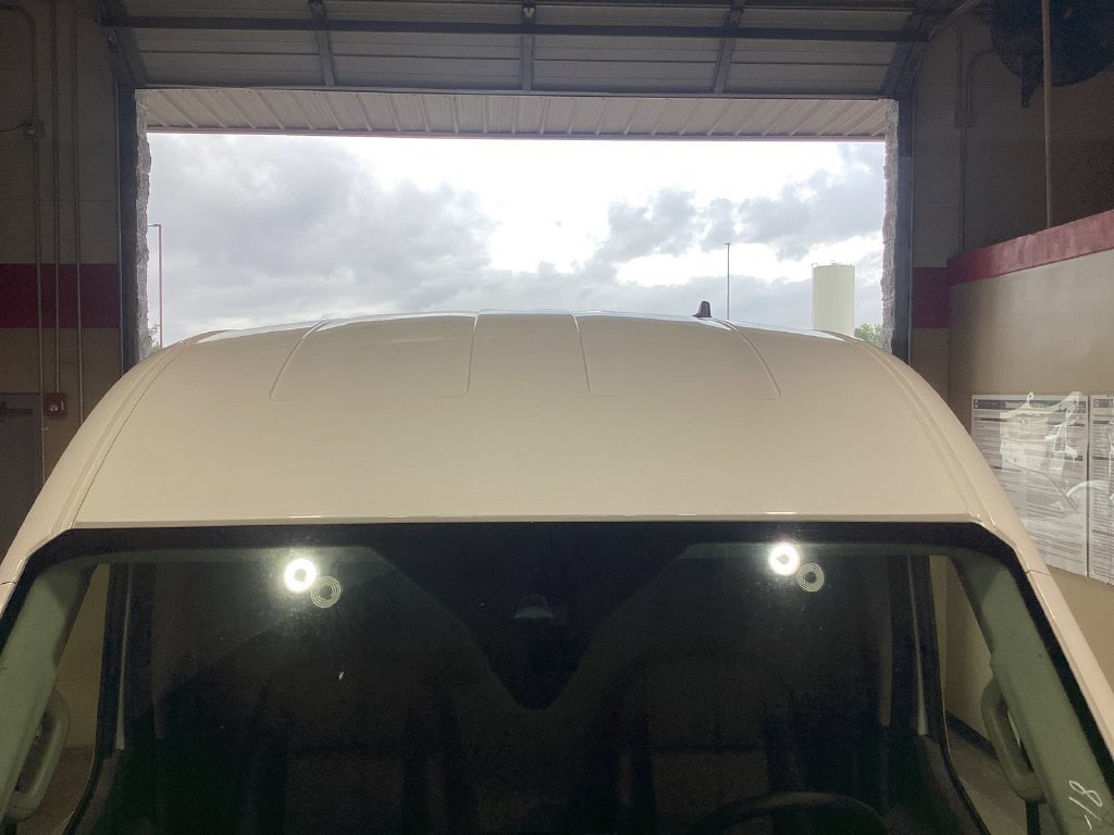 Used 2023 Ford E-Transit Medium Roof RWD image 7