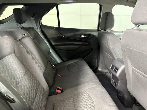 Used 2018 Chevrolet Equinox LT FWD image 21