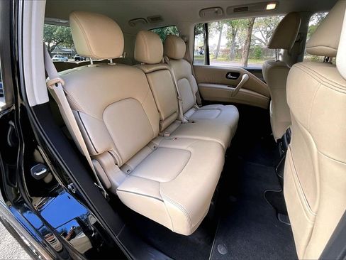 Used 2022 Nissan Armada SV w/ SV Appearance Package image 21