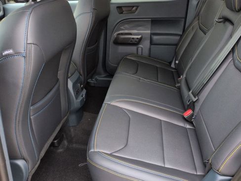 New 2025 Ford Maverick Lobo image 21