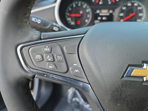 Used 2023 Chevrolet Malibu RS image 16