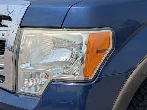 Used 2011 Ford F150 Lariat w/ Lariat Chrome Pkg AWD/4WD image 9