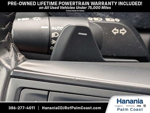 Used 2025 Nissan Pathfinder SV AWD/4WD image 29