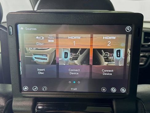 Used 2018 Chrysler Pacifica Touring-L Plus w/ Advanced Safetytec Group image 25