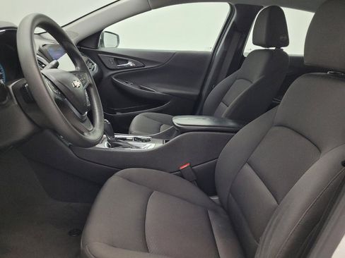 Used 2020 Chevrolet Malibu LT FWD image 17
