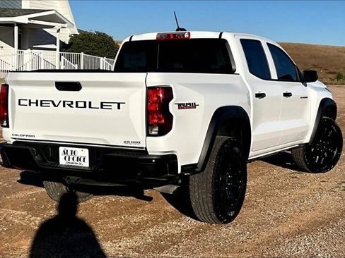 Used 2024 Chevrolet Colorado Trail Boss w/ Safety Package image 5