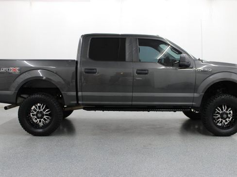 Used 2019 Ford F150 XL w/ Equipment Group 101A Mid AWD/4WD image 2