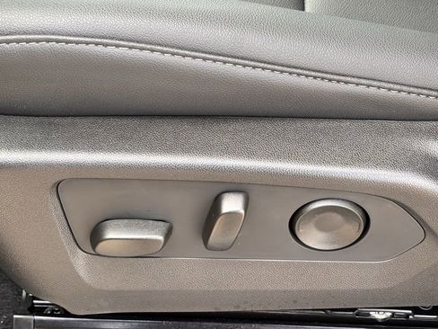 New 2026 Chevrolet Colorado LT w/ LT Convenience Package RWD image 19