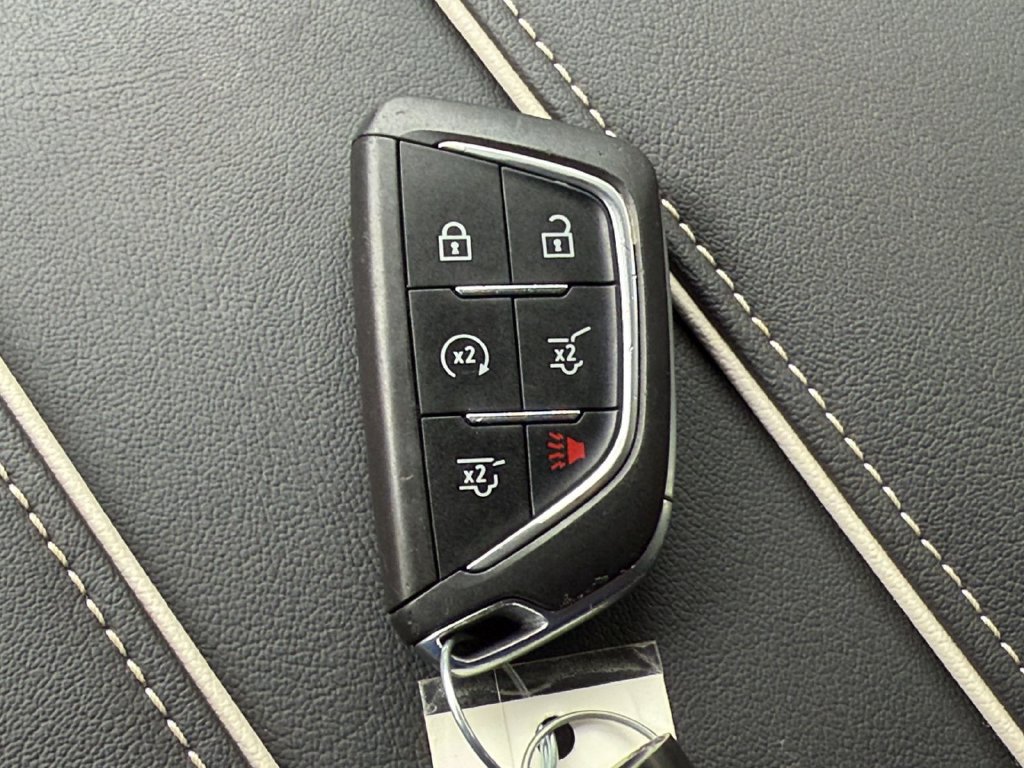 Used 2025 Cadillac Escalade Sport w/ Touring Package AWD/4WD image 33