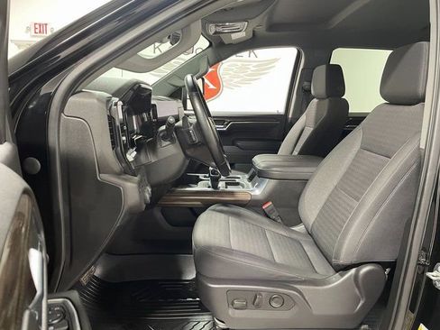 Used 2023 Chevrolet Silverado 1500 RST AWD/4WD image 11