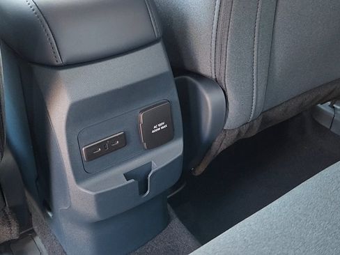 New 2025 Ford Maverick XLT w/ XLT Luxury Package image 21