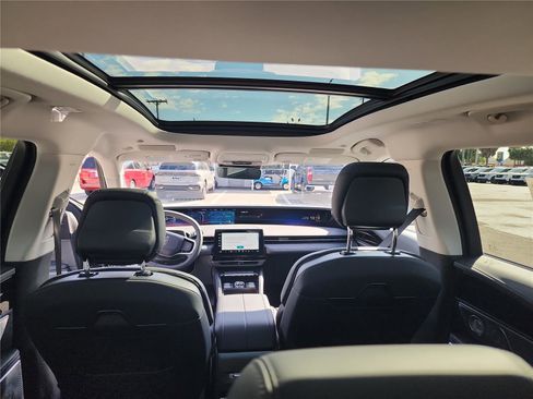 New 2026 Lincoln Nautilus Reserve image 20